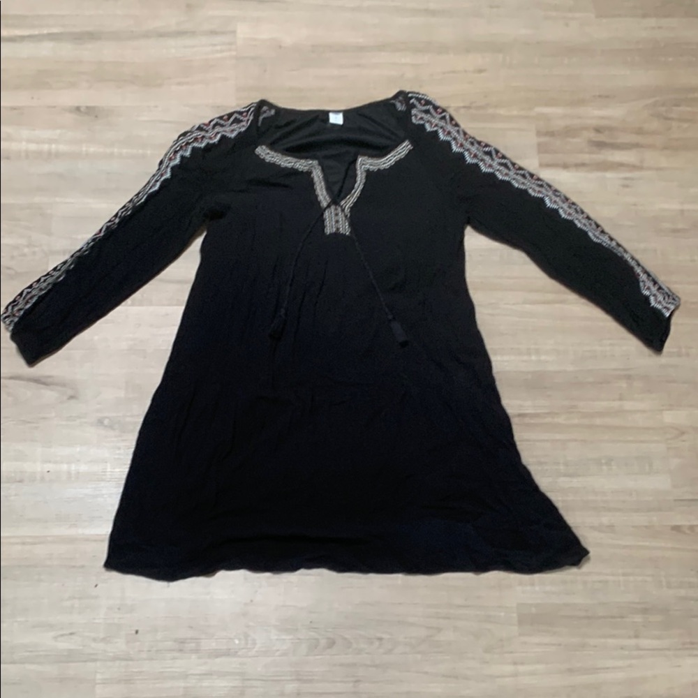 XS/Petite Black Short Dress with Embroidered Details